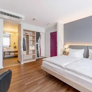 4* Отель Plaza Gasometer